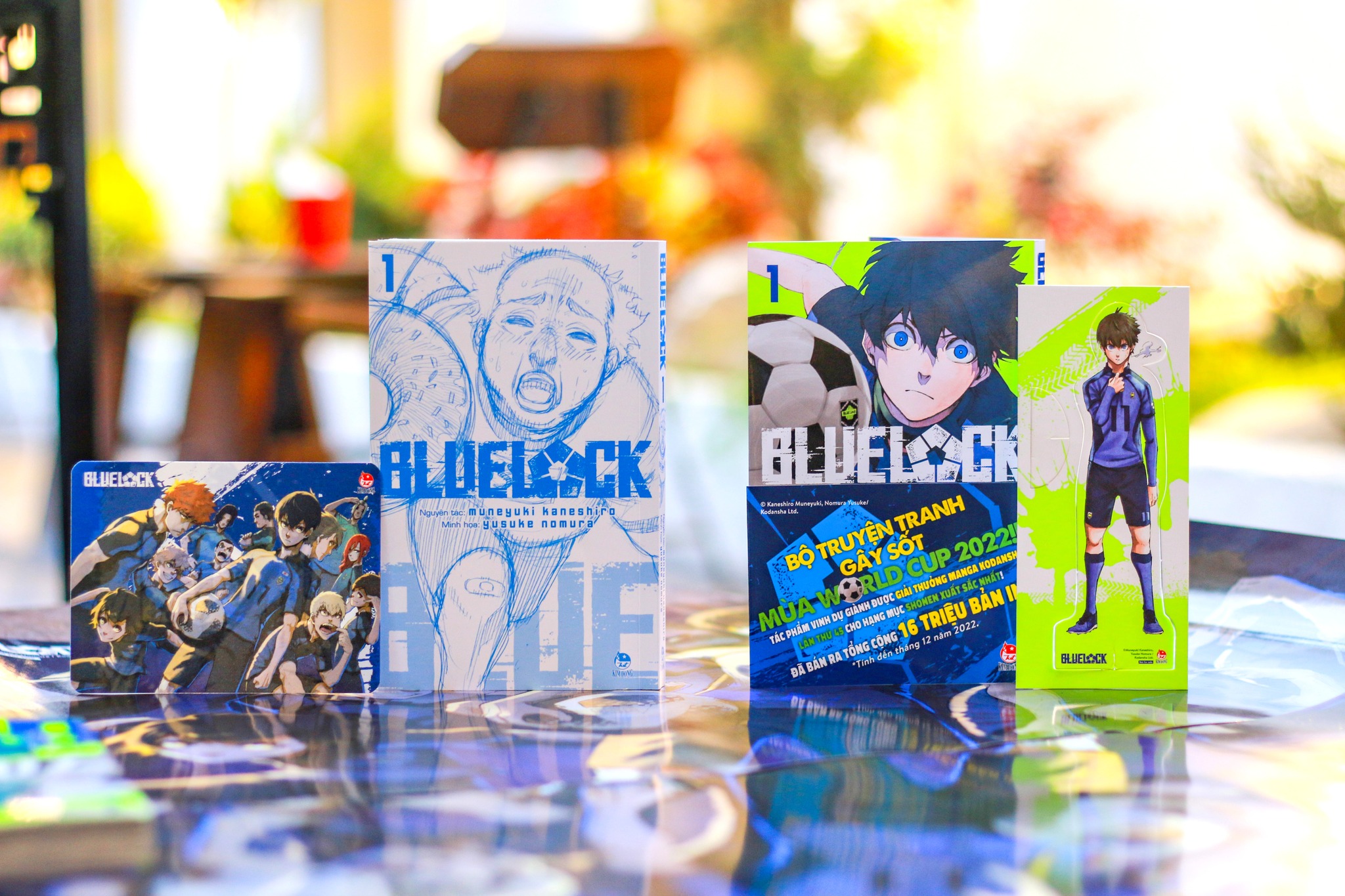 BLUELOCK  Tập 1 - Tặng Kèm Obi &amp; Standee Ivory &amp; Card PVC