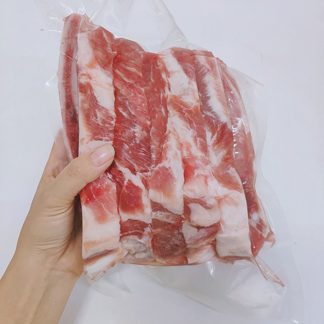 Sườn non heo nhập khẩu cắt khổ - 1KG