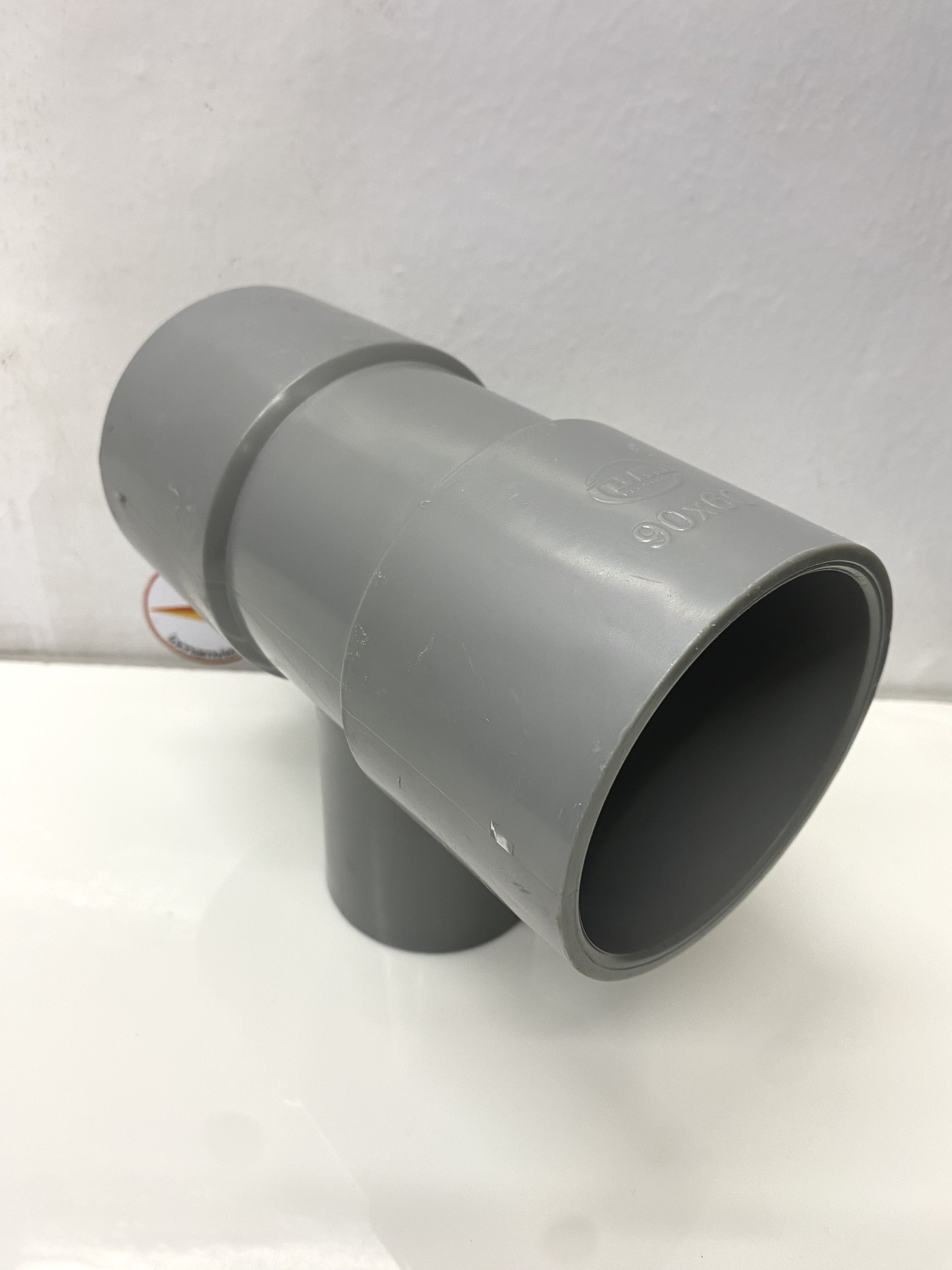 Tê giảm 90 x 60 dày nhựa PVC Bình Minh _ T90x60D