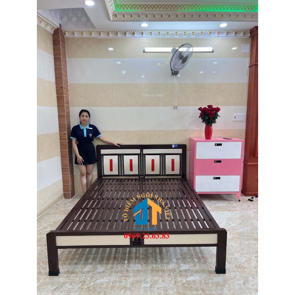 Giường sắt hộp 48 1m6x2m Đại Thành