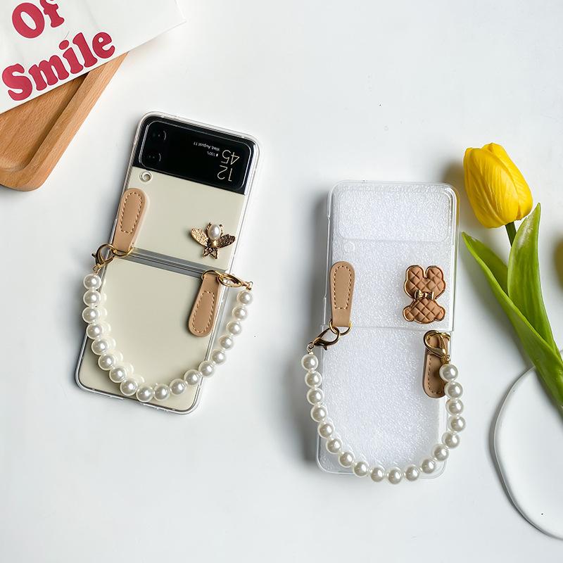 Ốp Lưng Cho Samsung Galaxy Z Flip 4 / Z Flip 3 Trong Suốt Kèm Dây Ngọc Trai Cầm Tay - BUM STORE GALAXY CASE