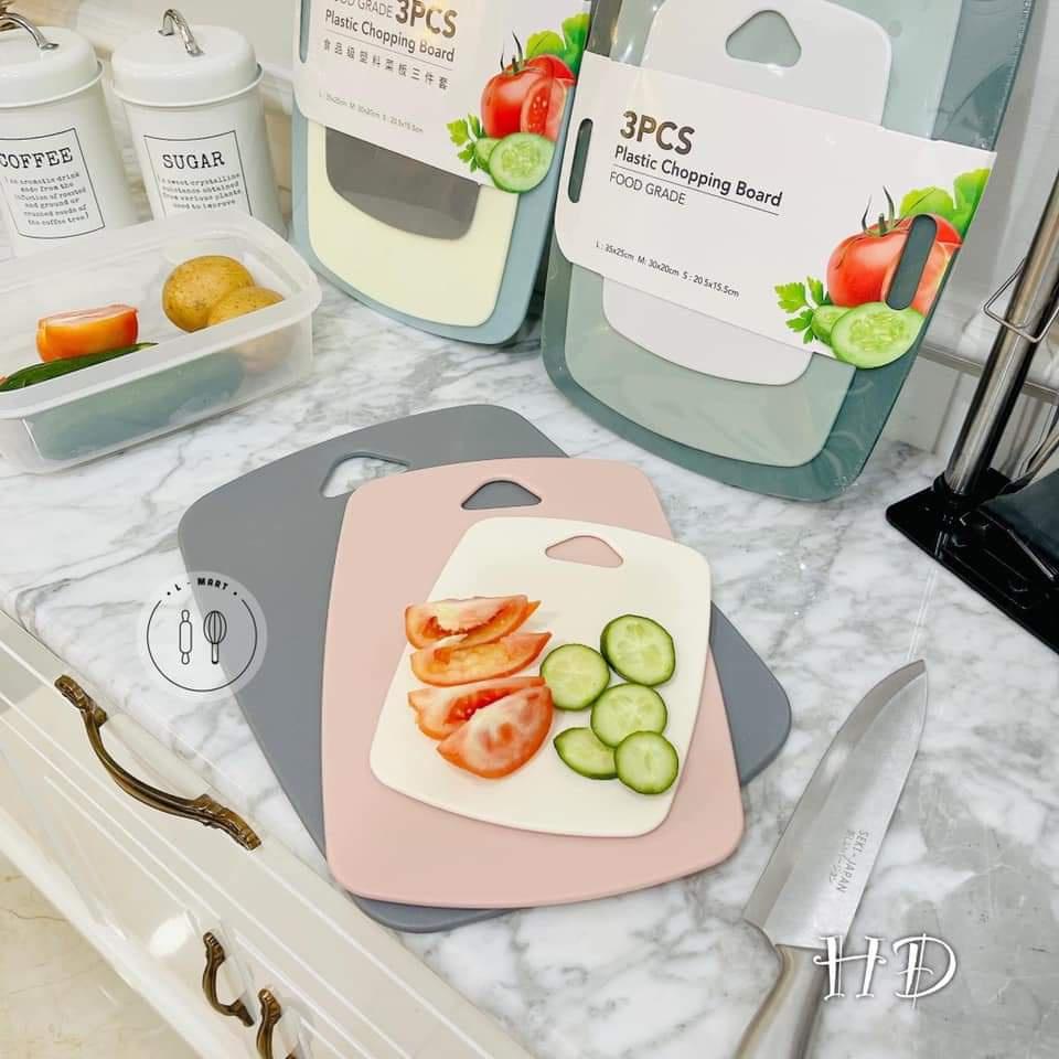 SET 3 THỚT NHỰA KHÁNG KHUẨN MÀU PASTEL Bề Mặt Chống Trơn Trượt - MÀU NGẪU NHIÊN