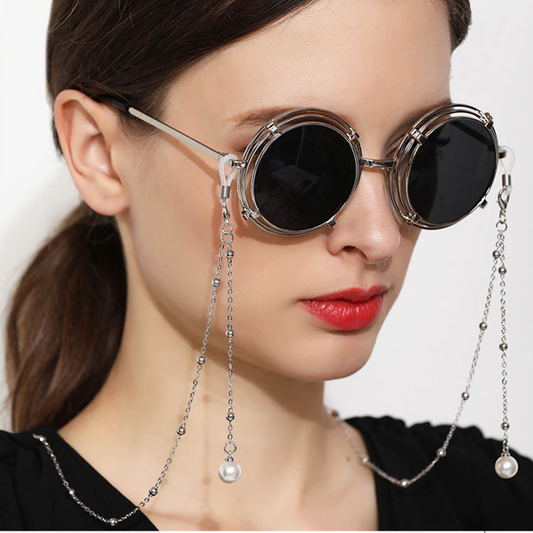 Dây đeo mắt kính titan không gỉ hot trend giới trẻ