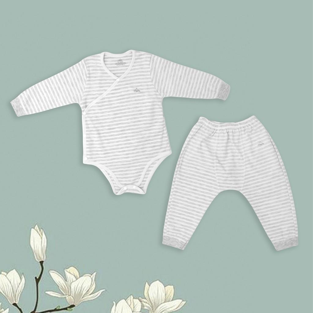Set quần áo Bodysuit cài chéo giữ ấm ngực kèm quần rời Comfybaby 100% Cotton dày dặn cho bé từ 3 tháng đến 12 tháng