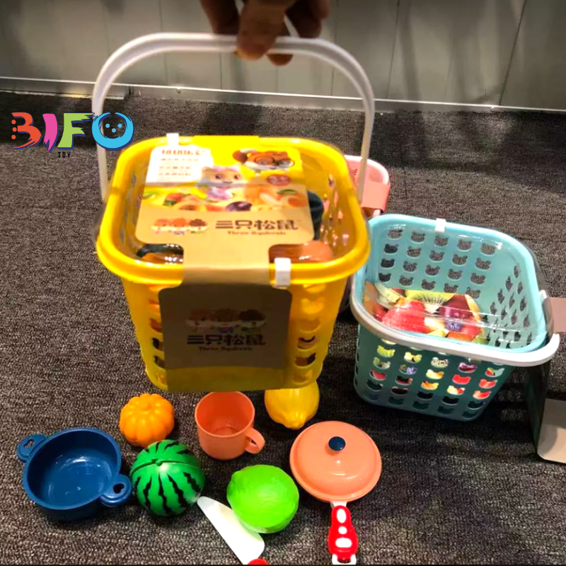 Giỏ đồ chơi rau củ quả nhựa kèm nồi và cốc có quai xách tiện lợi cho bé thỏa sức đam mê và học cách nấu ăn
