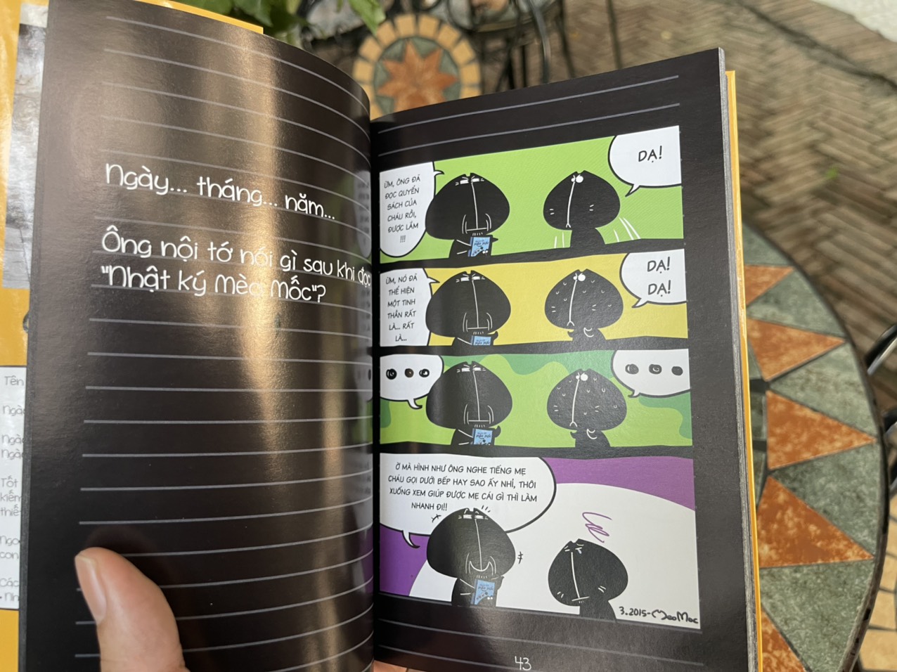 MÈO MỐC - CHUYỆN ĐÈN ĐỎ VÀ CÁI LỖ ĐEN VŨ TRỤ - Mèo Mốc - Skybooksks – bìa mềm, in màu