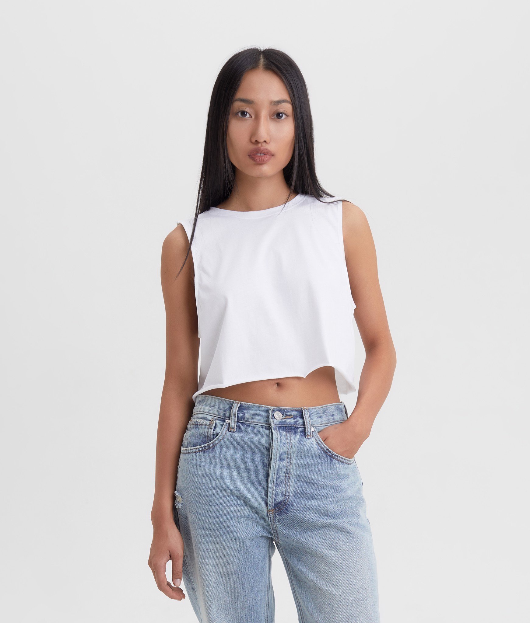 Quần Jeans Nữ Ống Thụng Màu Xanh Nhạt - TheBlueTshirt - Classic Boyfriend Jean