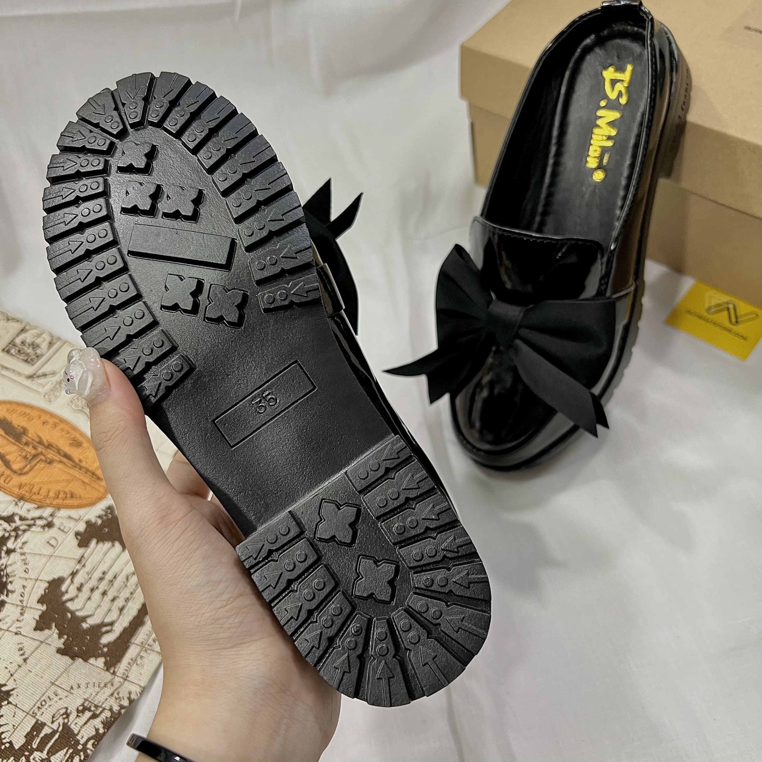 Dép Sục Nơ Cao 3cm Bít Mũi Tròn Kiểu Lolita Baby Doll Giày Duy Nhật Store Phối Uzzang Trend Phối Da Bóng Dép Bánh Mì Màu Đen