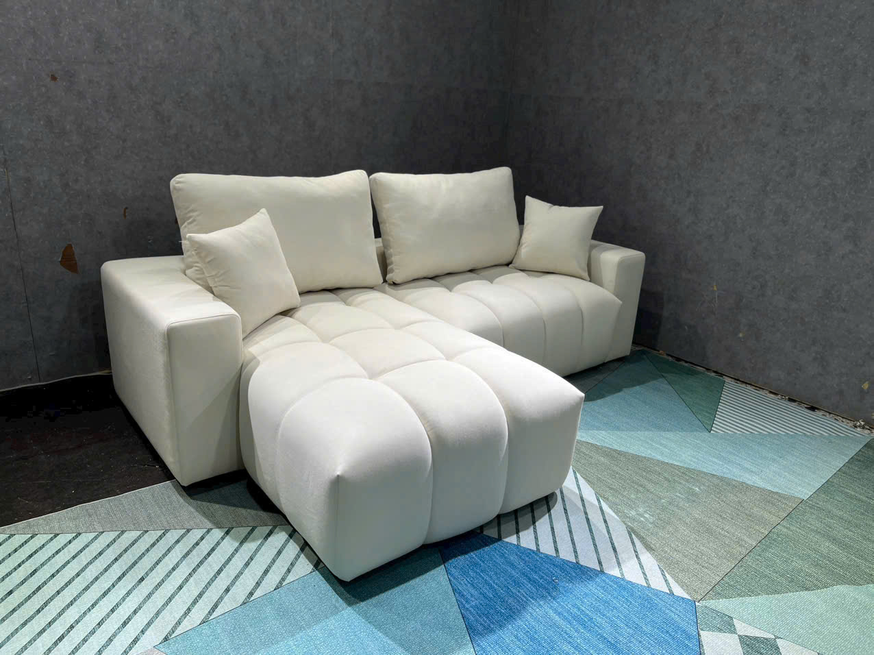 Sofa phòng khách Juno sofa Minoti NK2025 KT 1m8 x 1m4