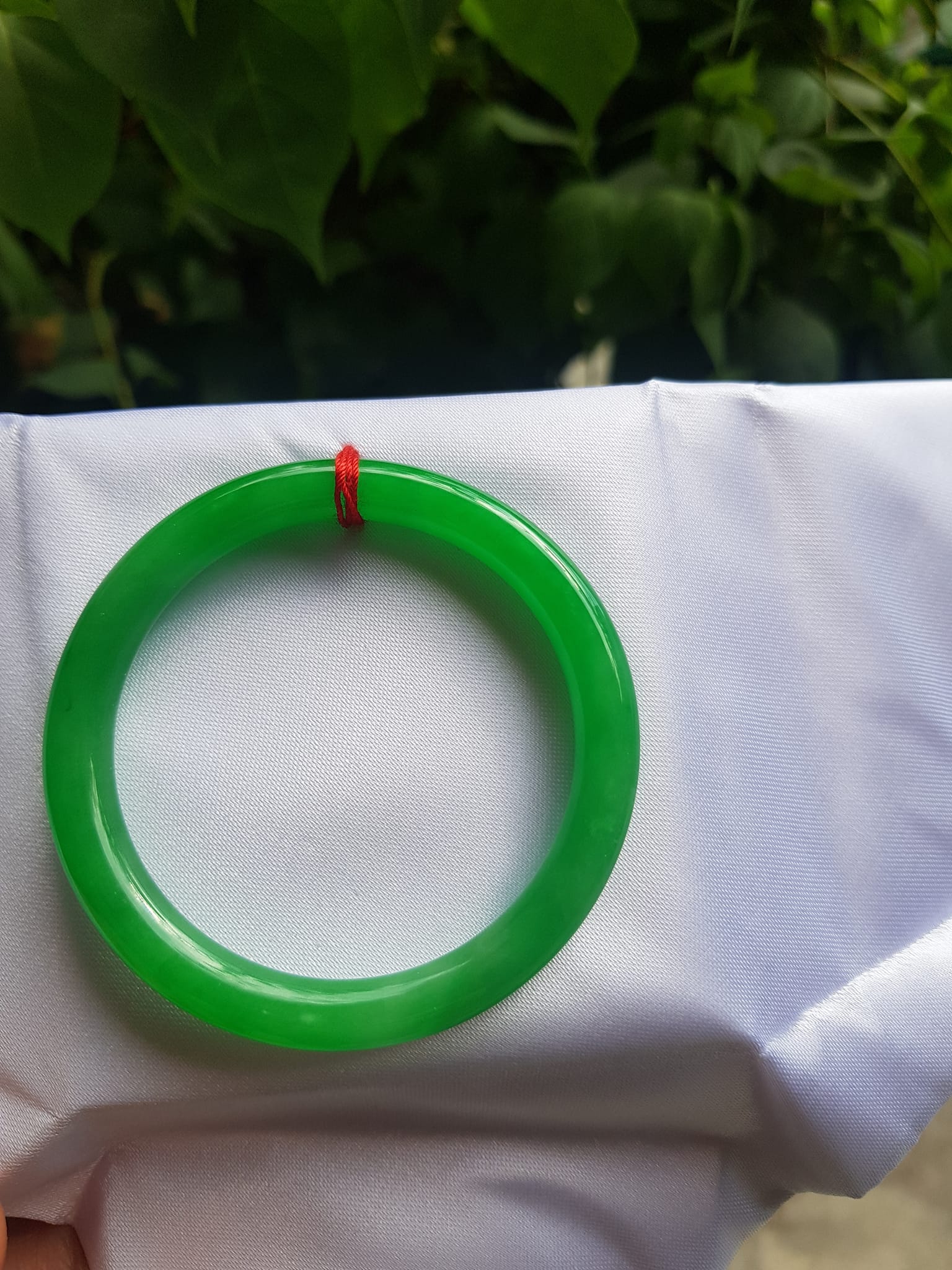 Vòng tay đá cẩm thạch Lý K 49A Sao size 49mm x 7mm Màu xanh lá bóng đẹp mạng Mộc Hỏa ạ Nữ tay nhỏ 45kg - 49kg đeo trẻ đẹp ạ