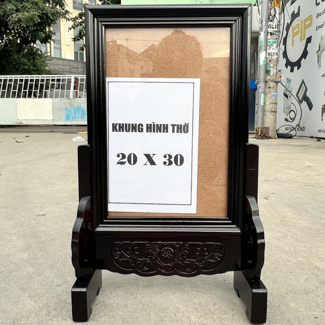 Khung ảnh thờ gia tiên gỗ tràm bông vàng để ảnh 25cmx30cm