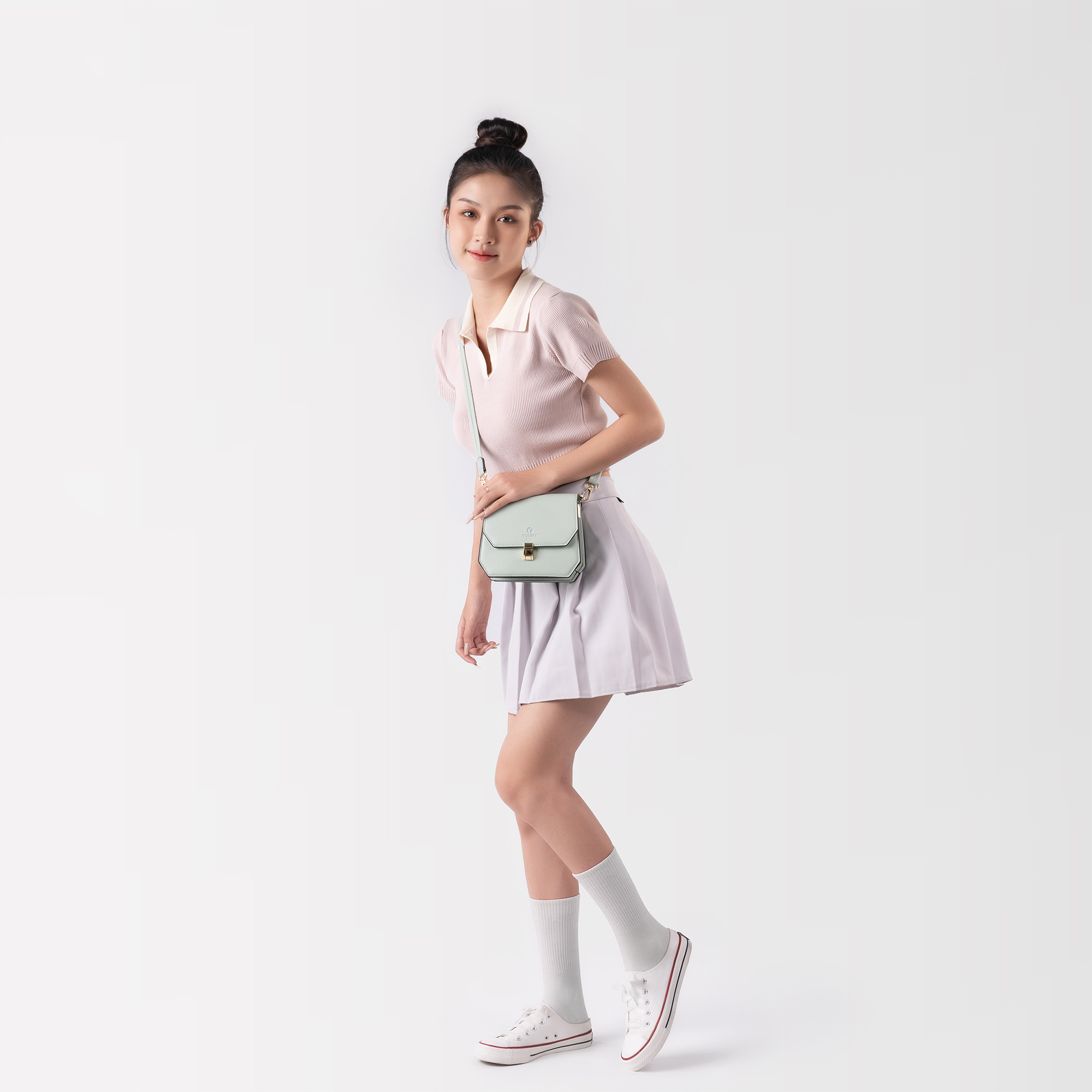 Túi đeo chéo nữ mini khóa bấm Yuumy Seasand YN124