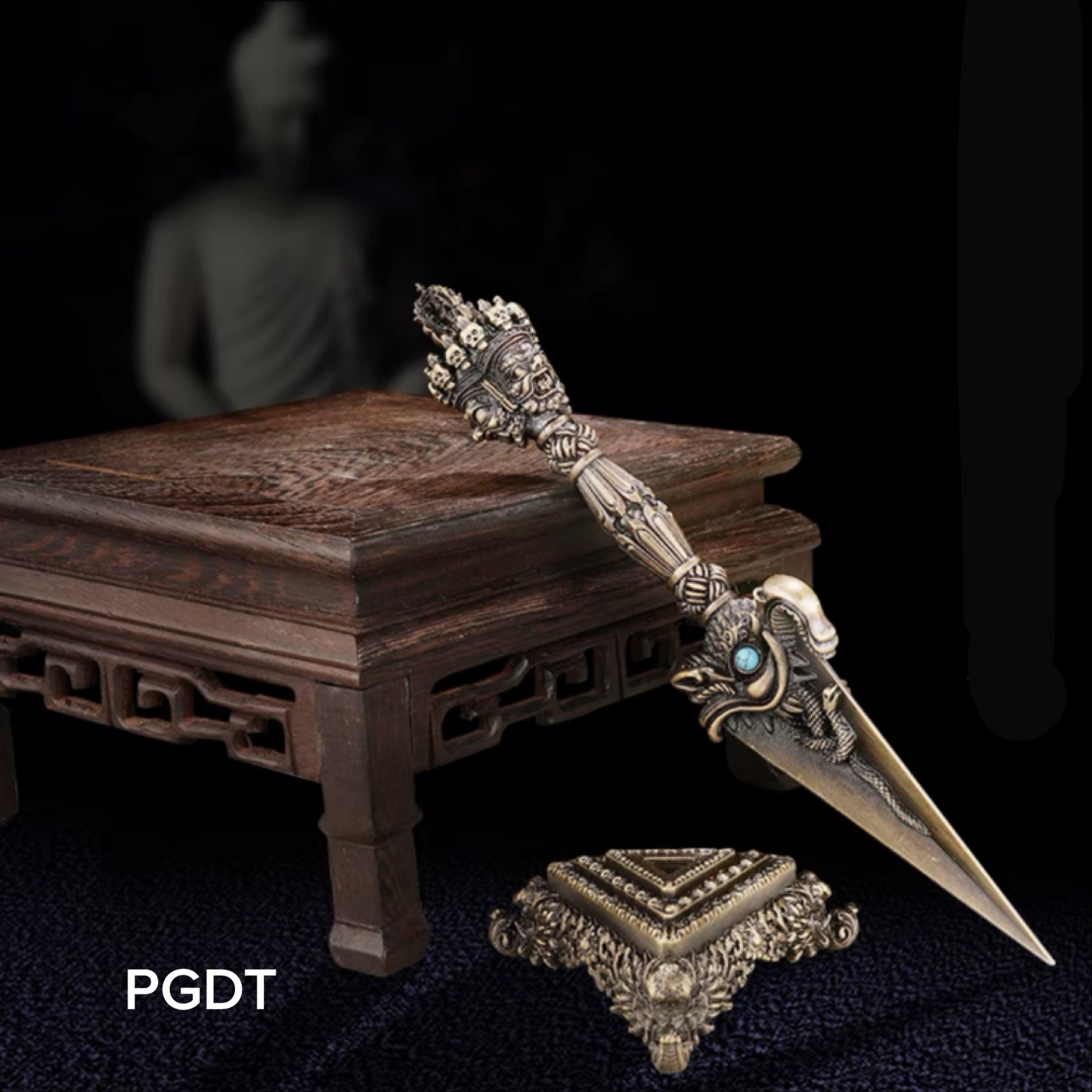 Đao Kim Cang Phổ Ba bằng đồng để bàn