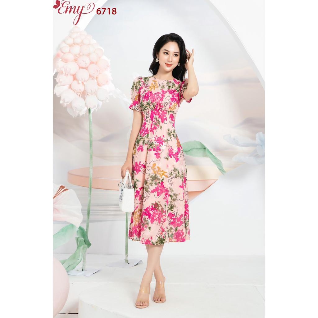 Đầm EMY EM6718 Xoè Midi Nền Hồng