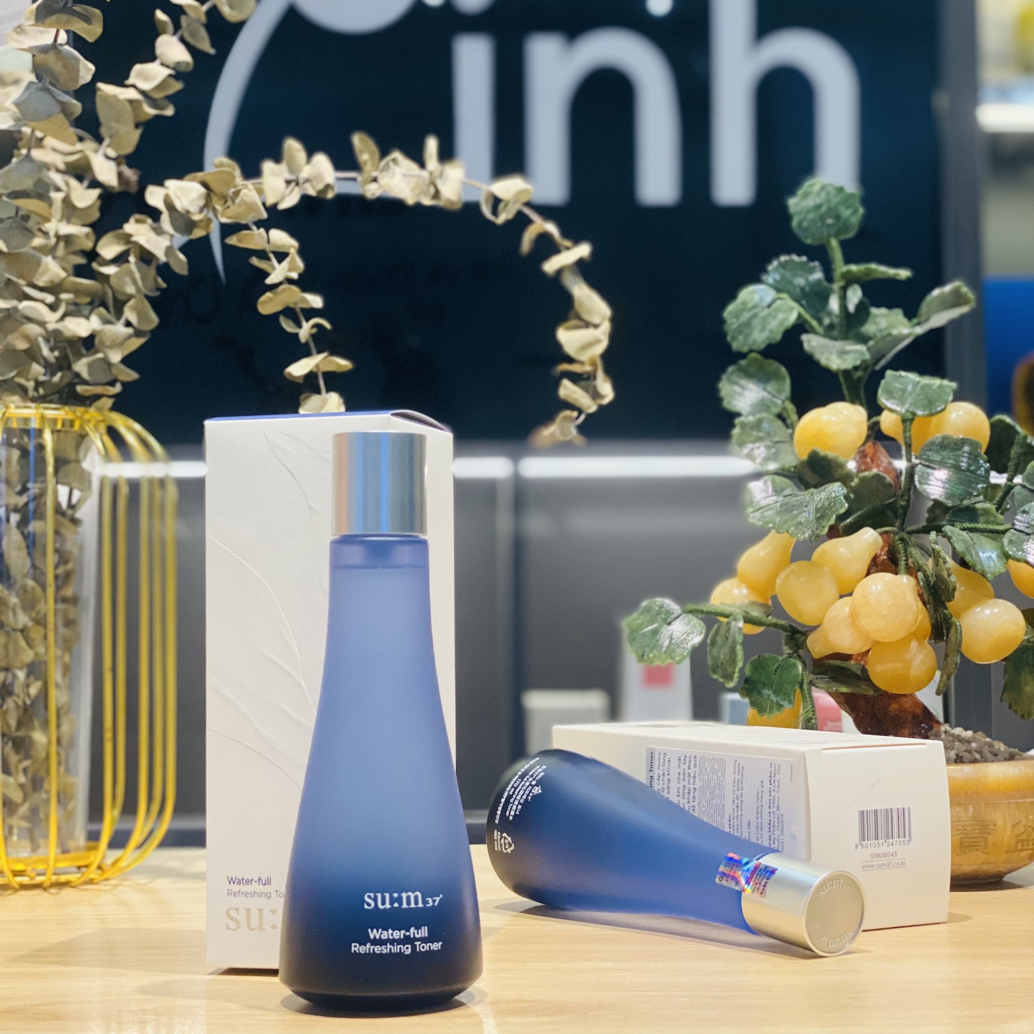 Nước Hoa Hồng Cấp Nước SUM37 Water-full Refreshing Toner 170ml