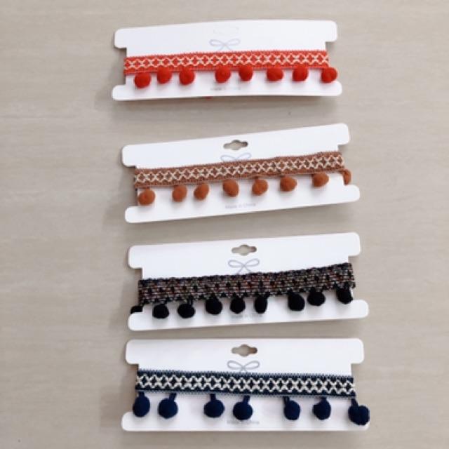 Choker bohemian - vòng cổ cục bông thổ cầm