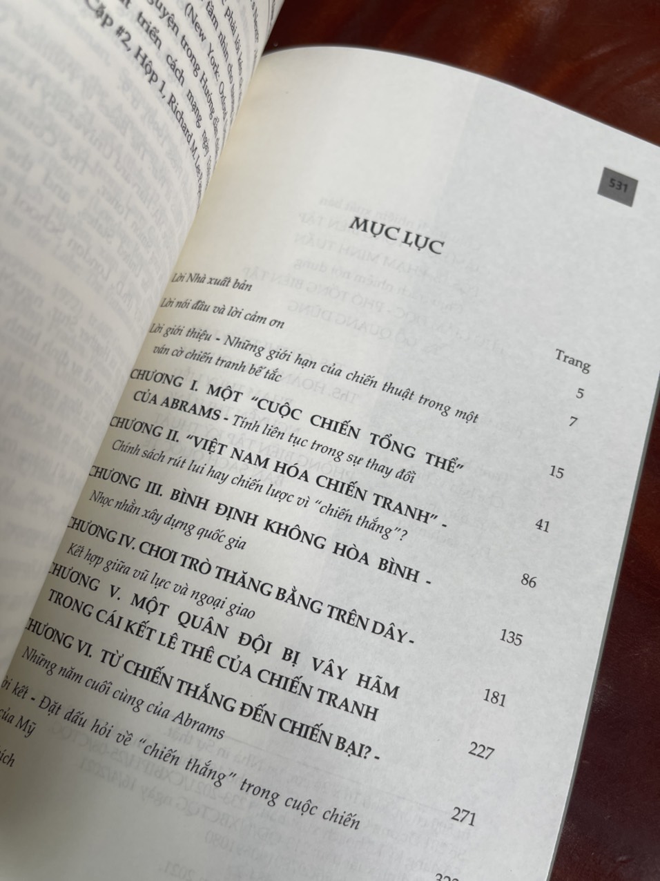 RÚT QUÂN - Nhìn lại những năm tháng cuối cùng của Mỹ tại Việt Nam (Sách tham khảo) - Gregory A. Daddis - NXB Chính trị Quốc gia Sự thật