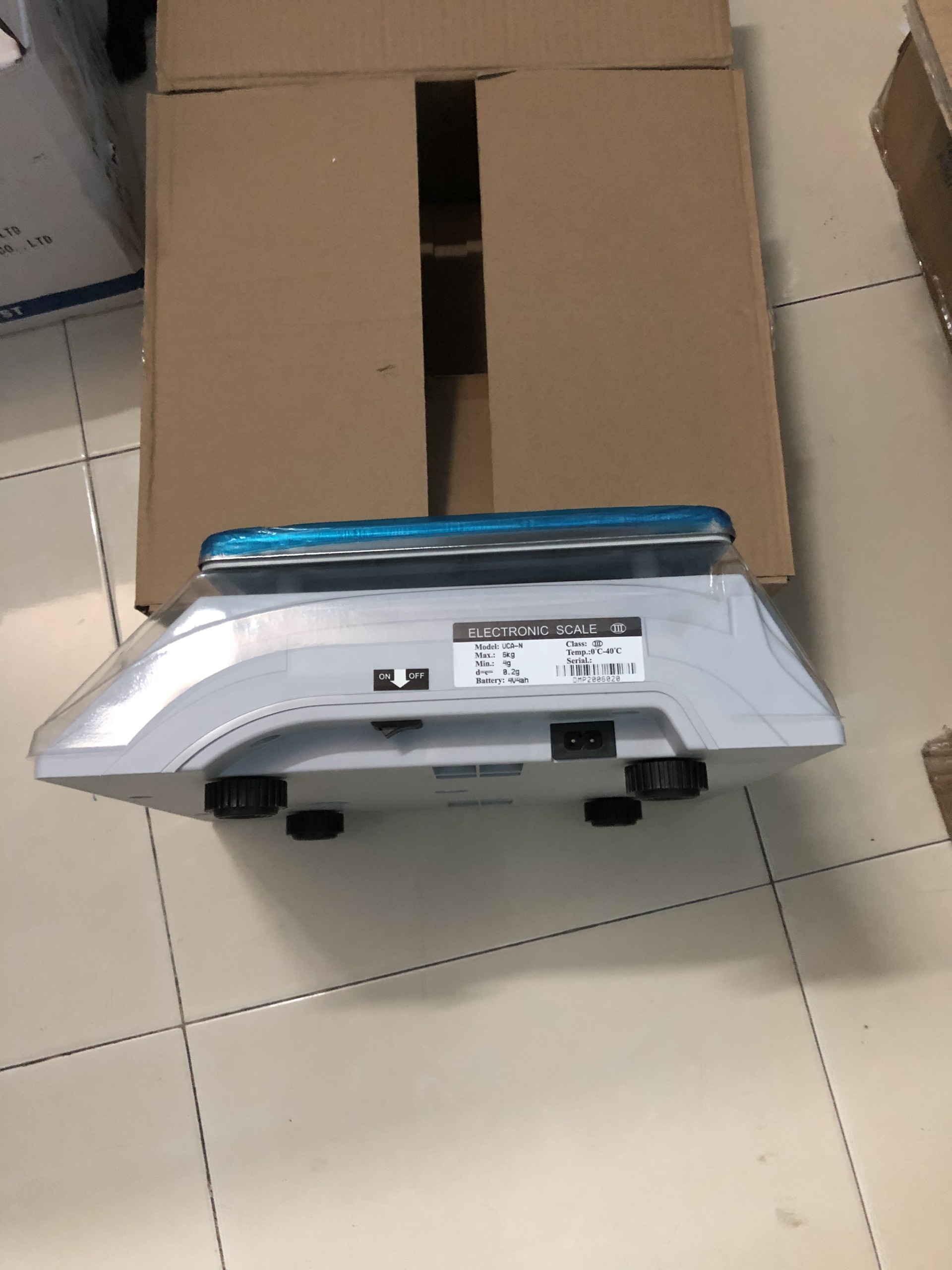 Cân Điện Tử UCA-N 15 KG