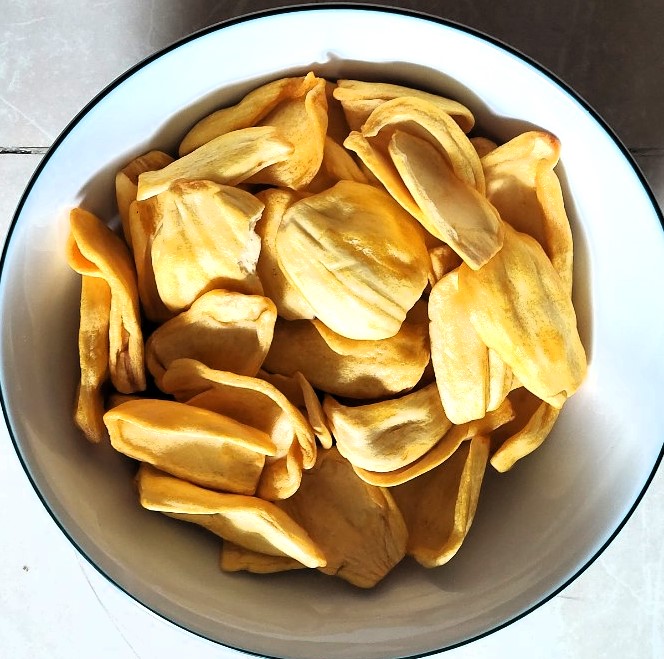 Mít Sấy Chân Không (Jackfruit Chips), Giòn Xốp Tự Nhiên – BAVIFOOD, Khối Lượng: 1 kg (thùng = 10 gói x 100 grs/gói) – Premium