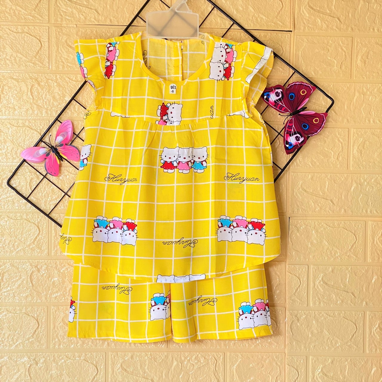 Set 3 Bộ Quần áo Tole lanh Bé Gái - Mẫu đùi Cánh Tiên cài nút sau - Size 1-16 cho bé 5-43kg -  Hàng Việt Nam chất lượng