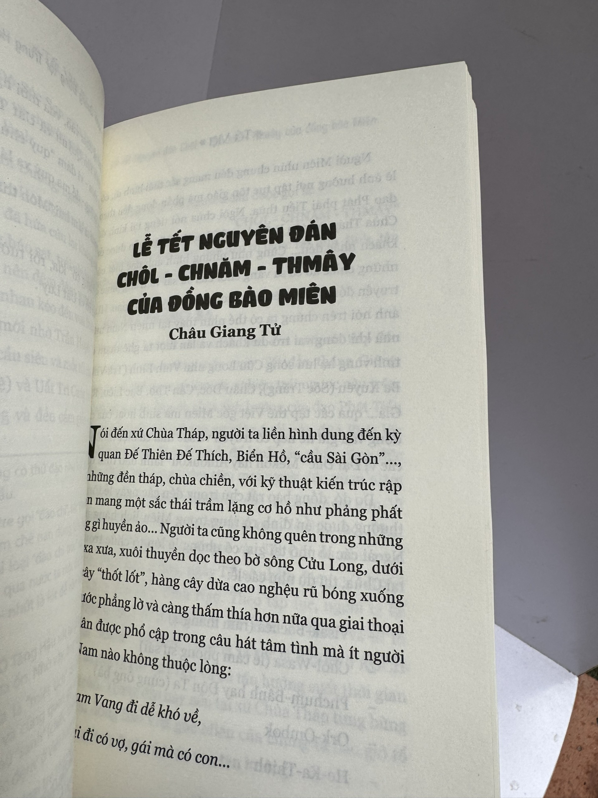 TẾT VIỆT (tái bản từ tác phẩm Đặc khảo về Phong tục Tết Việt Nam và các lân bang) - Nhóm tác giả Tạp chí Xưa và Nay - Thaihabooks