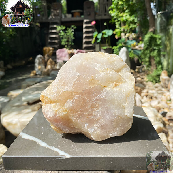 Đá thạch anh thô cho phòng ngủ vật phẩm phong thủy giúp mang lại giấc ngủ ngon - 1.4kg