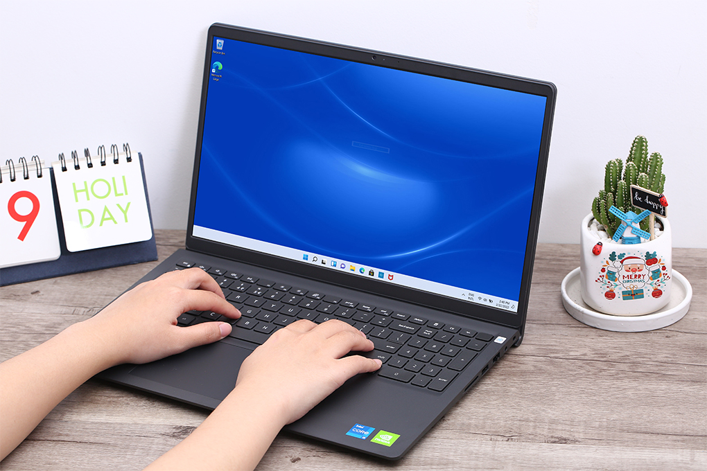Máy Tính Xách Tay Laptop Dell Vostro V3510B - Hàng Chính Hãng