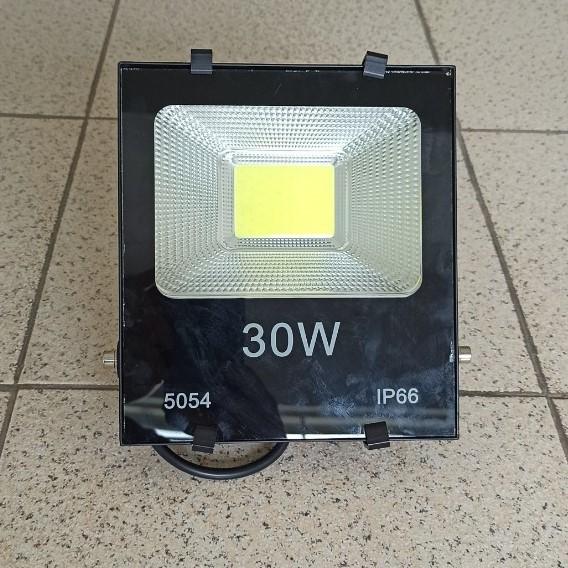 Đèn pha led 30W chuyên công trình bảng hiệu, trang trí sân vườn chống nước IP66