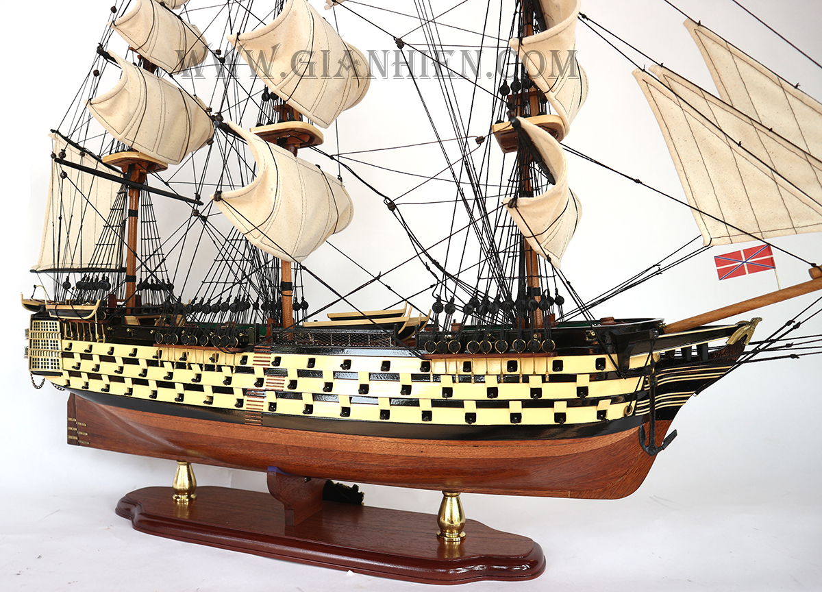 Mô hình Thuyền Cổ LÊ QUÝ ĐÔN