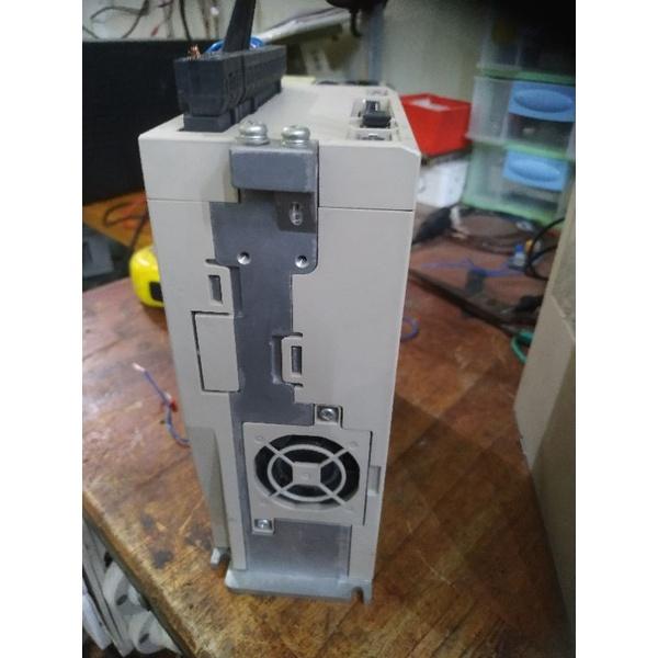 SERVOPACK YASKAWA SGD7S-5R500A002( 750W)