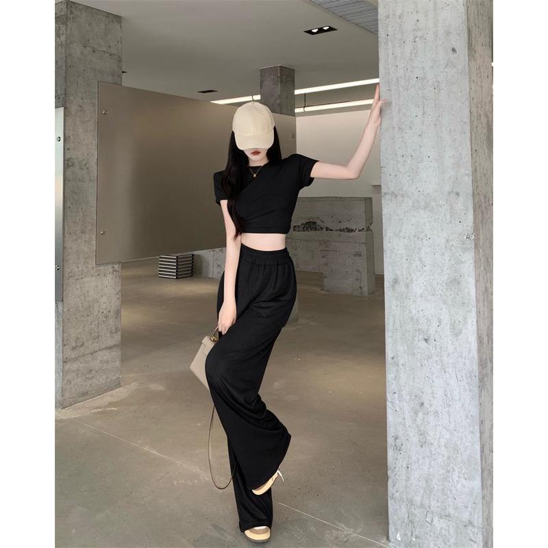 Bộ Áo Croptop Quần Culottes Nữ Vải Thun Set Áo Thun Nữ Cộc Tay Kèm Quần Dài Ống Rộng 2 Màu