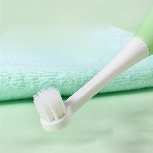 Bàn Chải Điện Cho Bé Focus Kids Sạch Răng Tiện Lợi Chống Nước IPX5 Máy Đánh Răng Tự Động Cho Bé