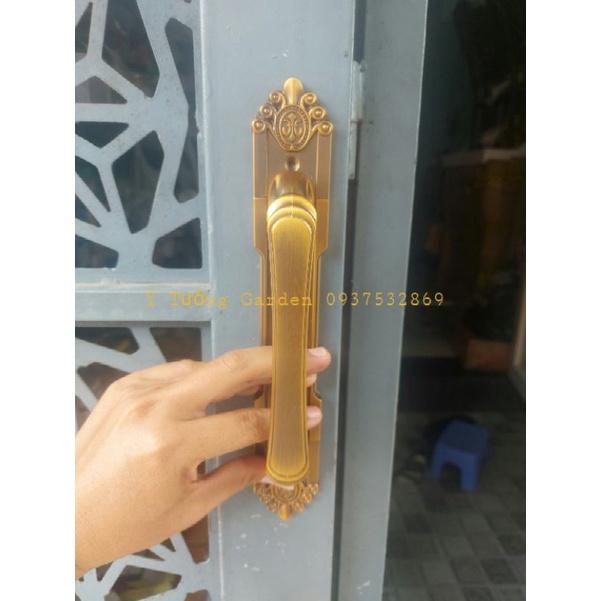 Tay nắm cửa gỗ, cửa nhôm