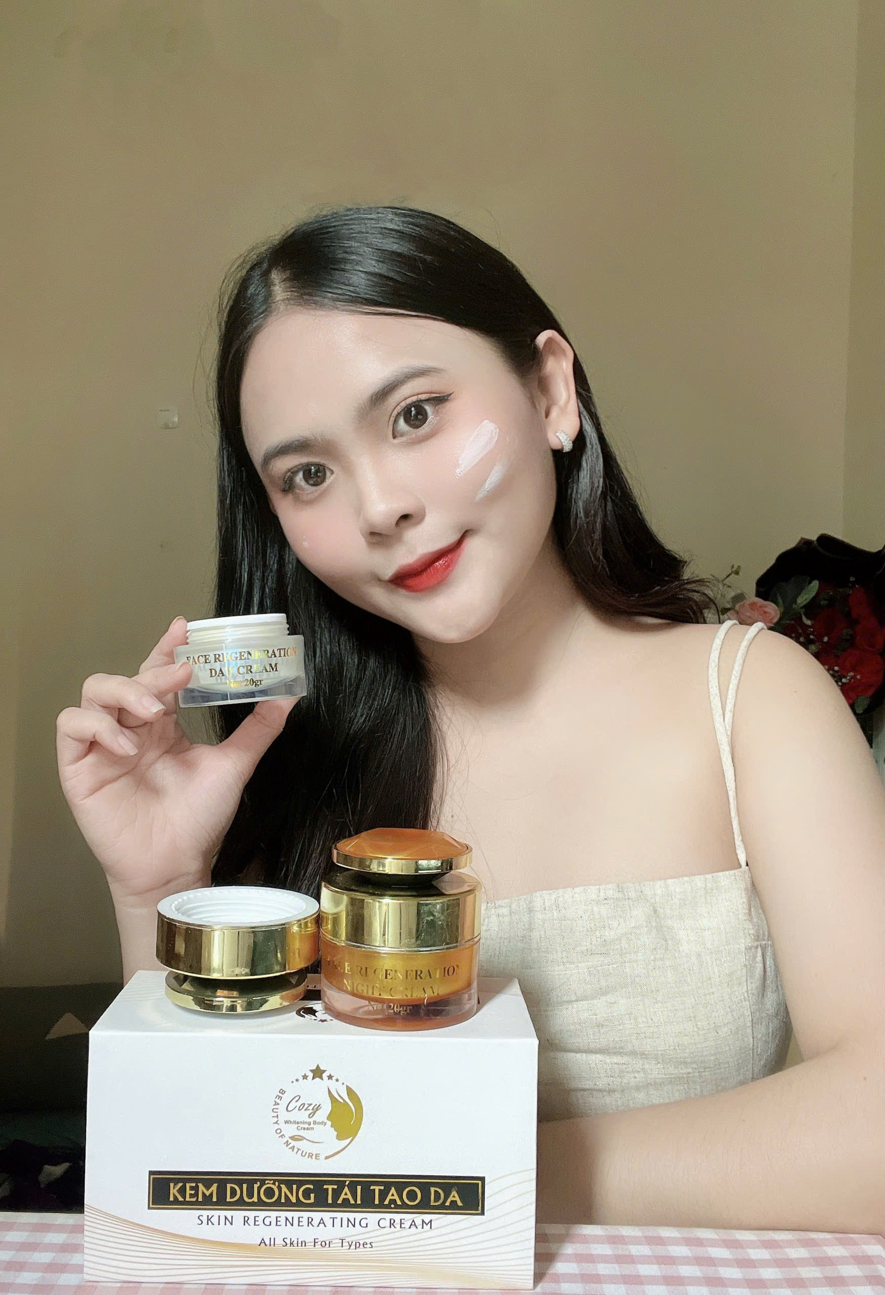 CẶP KEM DƯỠNG DA MẶT TÁI TẠO DA Cozy