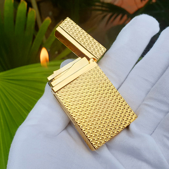 Vỏ Hột Quẹt Bật Lửa Upon Gas Đá D190V Họa Tiết Hoa Văn Đẹp Độc Lạ - Dùng Gas Đá Cao Cấp