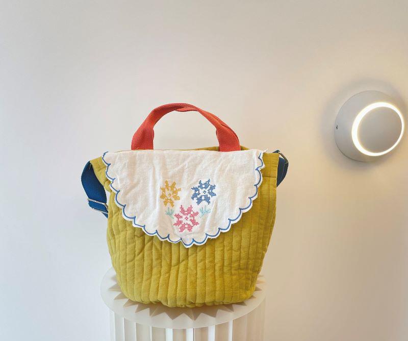 Bé Ins Ba Lô Hoa Học Phong Cách Bắc Âu Màu Kẹo Vai Trẻ Em Ăn Đồ Chơi Túi Bảo Quản Ba Lô Trẻ Em