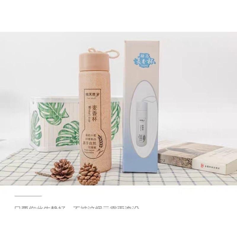 Bình nước thủy tinh bọc nhựa lúa mạch cao cấp mẫu mới