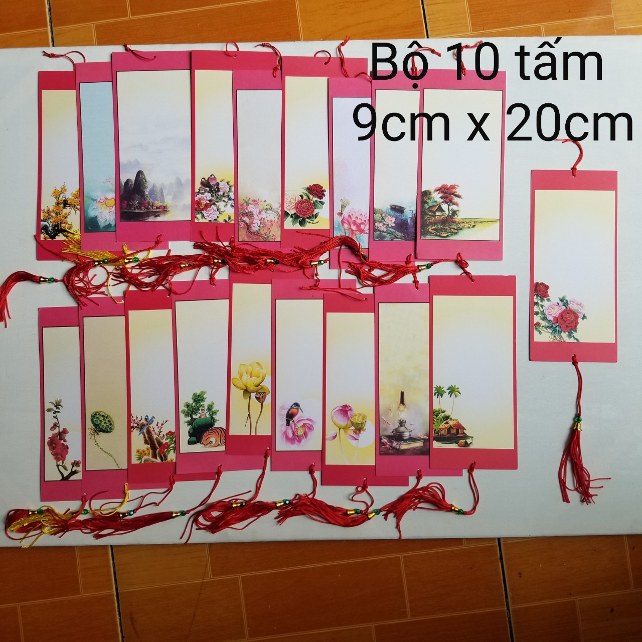 Bộ 10 tấm thiệp mi ni trang trí KÈM theo tua. Giấy viết thư pháp