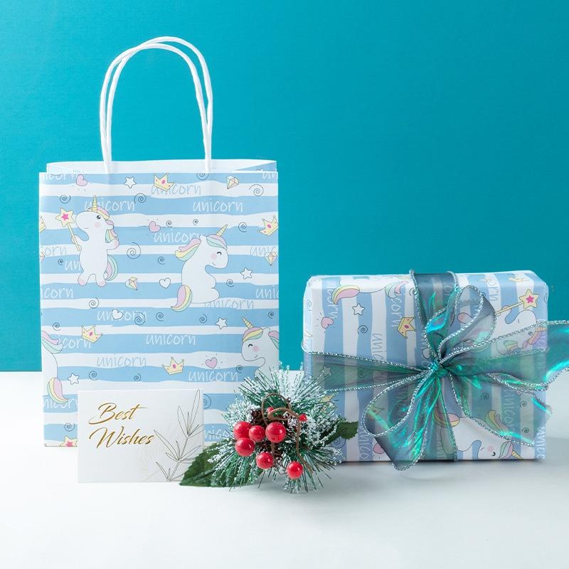 Túi Giấy Đựng Quà Sinh Nhật Giáng Sinh Noel Kích Thước 18*21*8cm