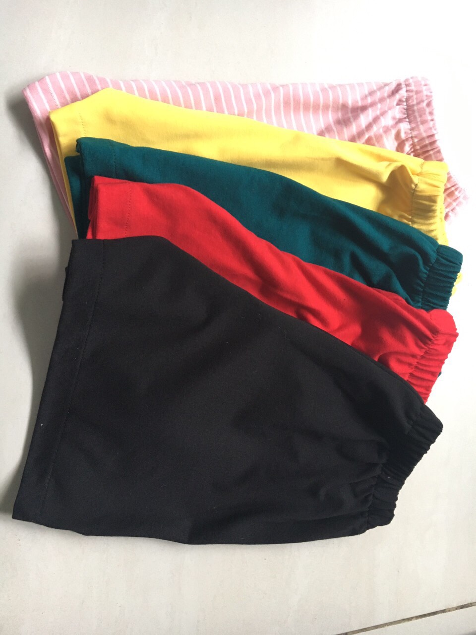 Combo 10 quần bé trai từ 3-35kg - Cotton thiên nhiên. Giao màu ngẫu nhiên