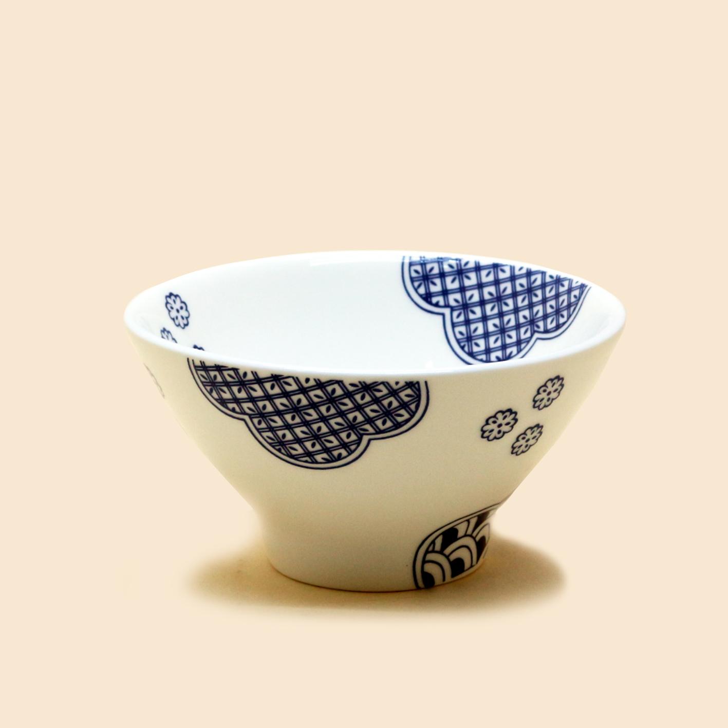 Chén gốm trắng họa tiết mây 12*6 - White ceramic bowl with cloud pattern