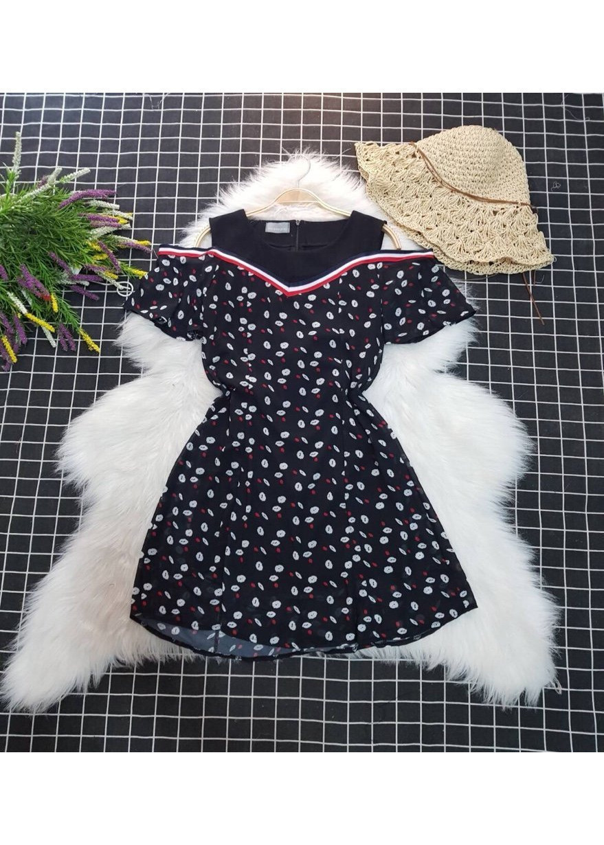 ĐẦM SUÔNG HỌA TIẾT HỞ VAI PHỐI VIỀN