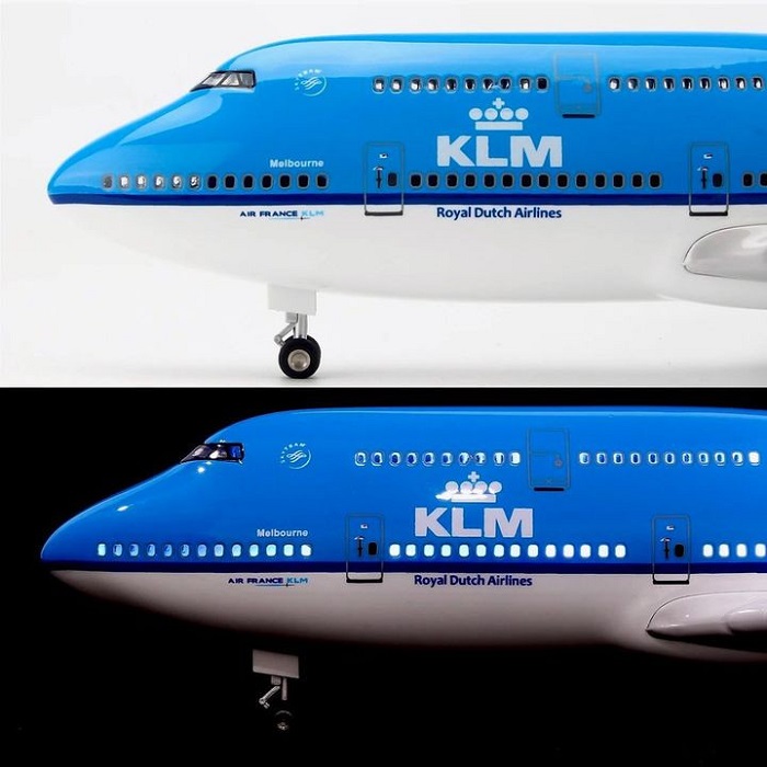 Mô hình máy bay KLM Royal Dutch Airlines Boeing B747 47cm có bánh xe và đèn led