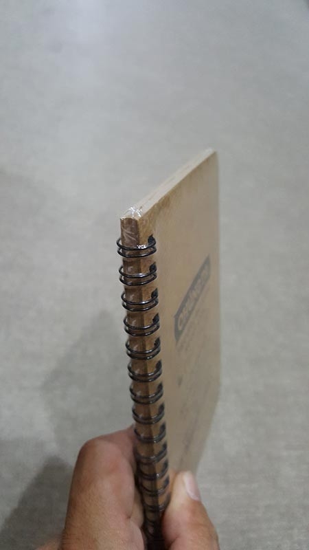 Sổ Retro 2 - Mẫu 1 - Chúng Ta Thường Đánh Giá Người Khác