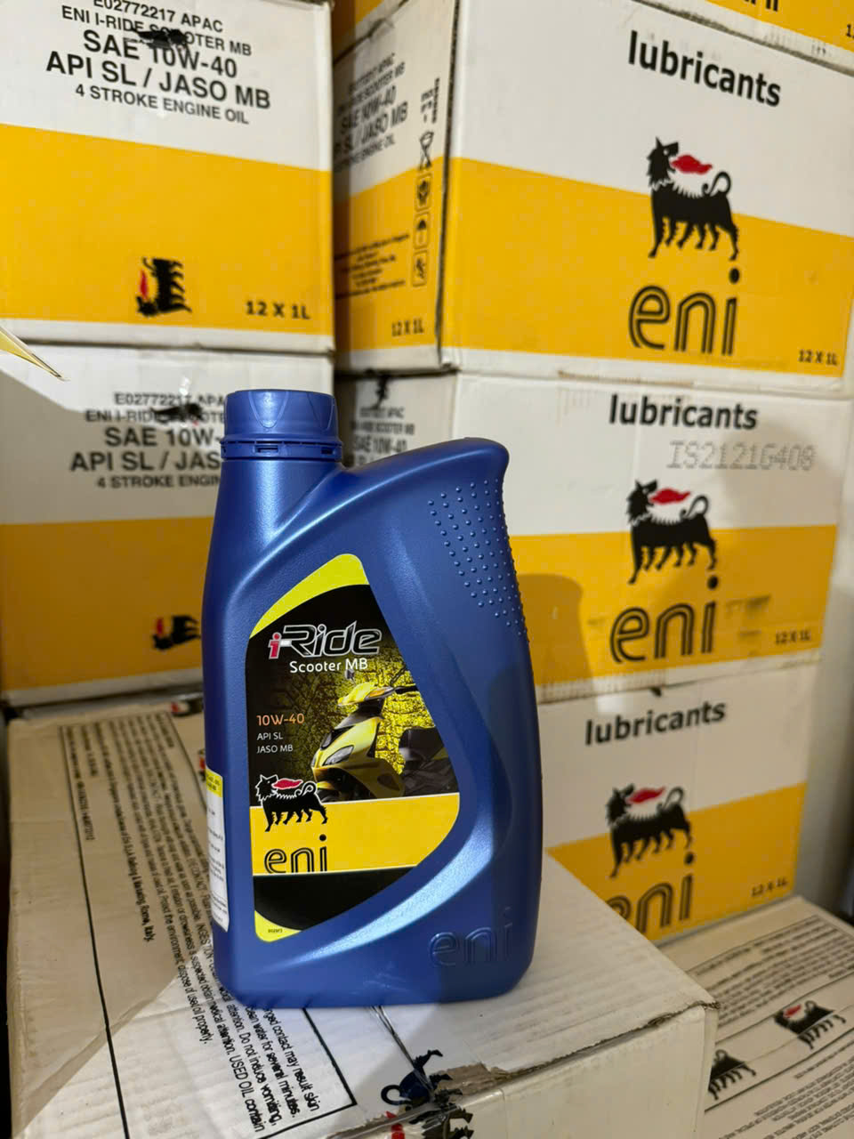(HCM) Nhớt Eni I-Ride Scooter 10W40 cho xe tay ga 1L (Vespa, Honda, Yamaha)