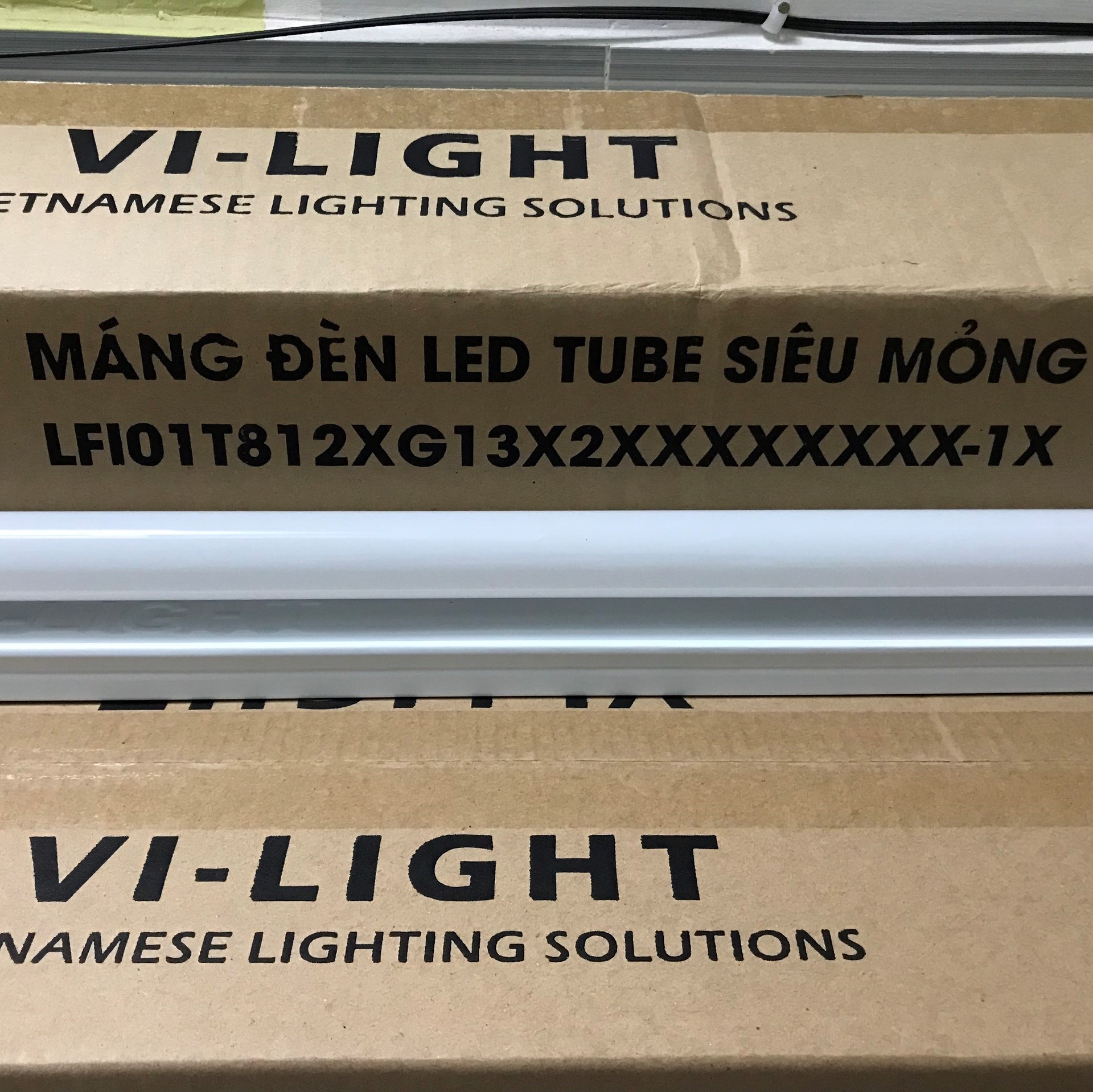 MÁNG ĐÈN LED TUBE 1.2M SIÊU MỎNG VI-LIGHT