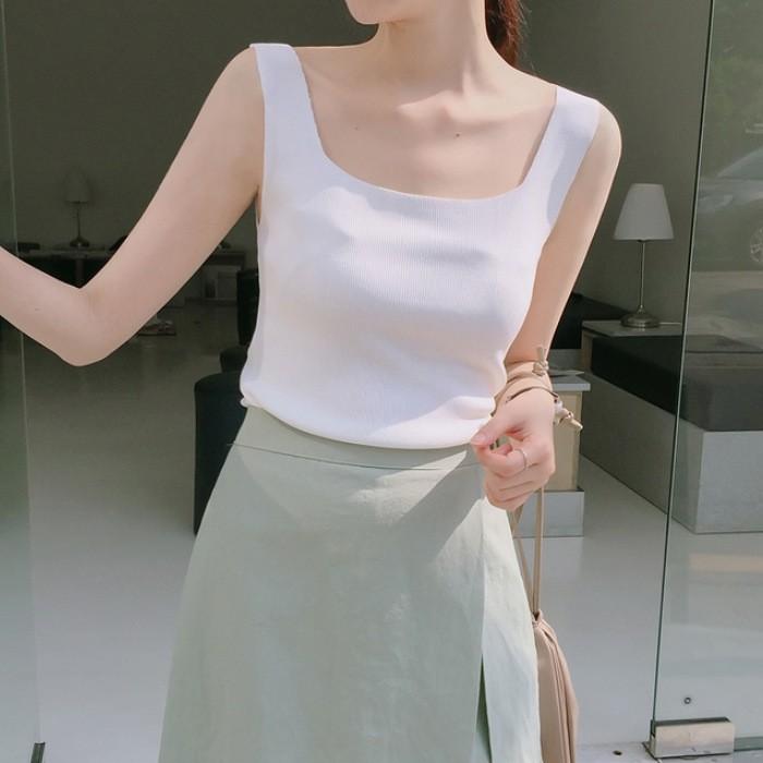 Áo 2 dây bản to cổ vuông