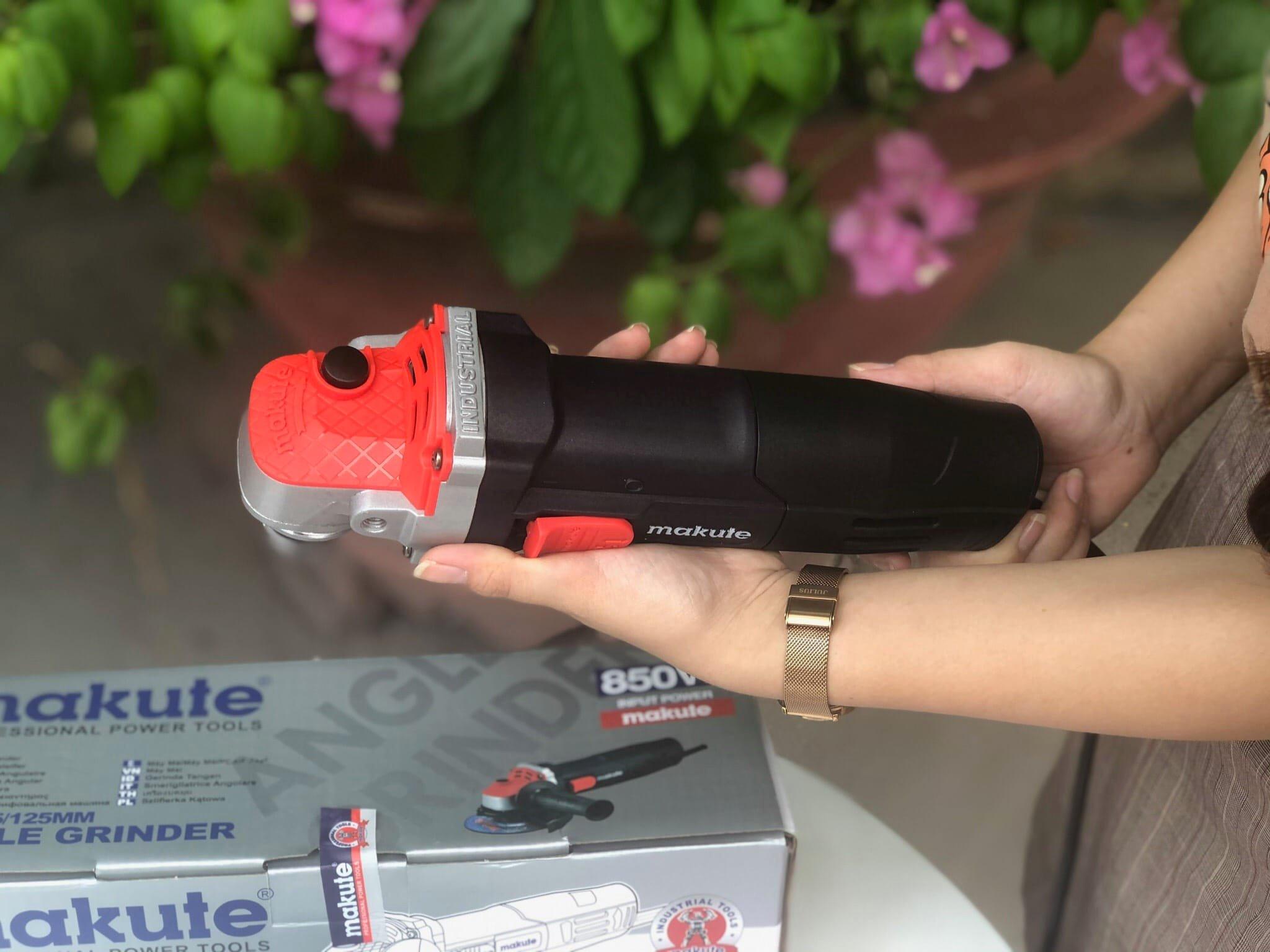 MÁY MÀI CÔNG TẮC HÔNG 100MM MAKUTE AG126-S - HÀNG CHÍNH HÃNG