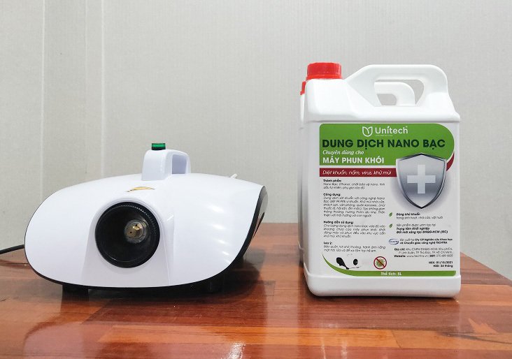 DUNG DỊCH NANO BẠC DIỆT KHUẨN CHUYÊN DỤNG CHO MÁY TẠO KHÓI can 5 lít- Khử mùi ô tô, nhà cửa, nội thất
