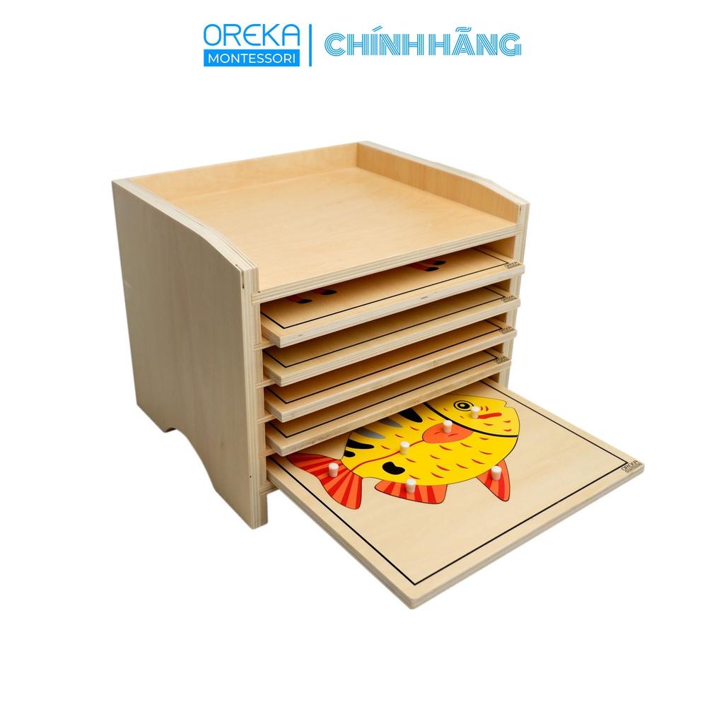 Đồ chơi trẻ em Oreka Montessori Kệ đựng và 05 Bộ ghép hình Con vật - 064P001